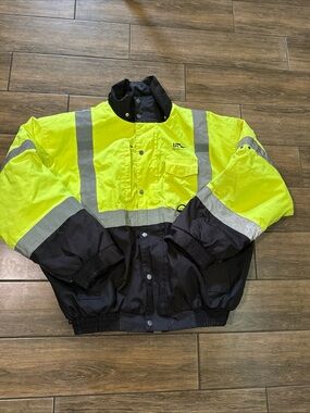 ML Kishigo JS130 Lime High Visibility Insulated Rain Safety Jacket Size XL